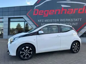 Toyota Others Aygo AYGO x-play Team D 1.Hand Kamera