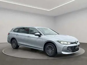 Volkswagen Passat Variant Elegance 2.0 TDI DSG LED+HUD+AHK Bild 3