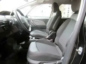 Citroen C4 Picasso C4 GrandSpacetourer 1.5HDI Aut 7Sitze Navi/AHK/S Bild 4