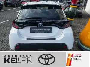 Toyota Yaris Hybrid Comfort Bild 3