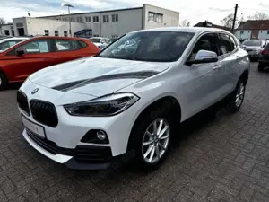 BMW X2 sDrive 18 i Advantage Navi/SHZ/PDC/LED