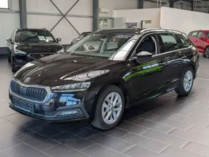 Skoda Octavia Combi 2.0 TDI DSG Style 8-fach