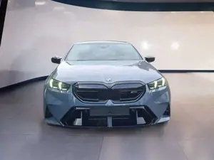 BMW M5 Limousine ParkPro+DrivAssistPro+Comfort
