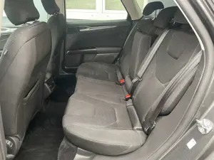 Ford Mondeo Kombi Titanium TDi150 Auto LED/NAV/el.AHK Bild 5