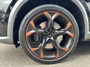 CUPRA Formentor e-HYBRID VZ Navi Digitales Cockpit LED Sperrdiff. Bild 4