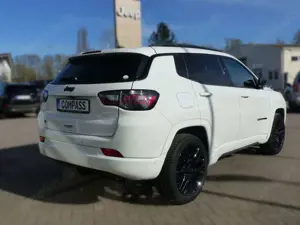 Jeep Compass High Altitude 360Kamera Winterpaket Bild 5