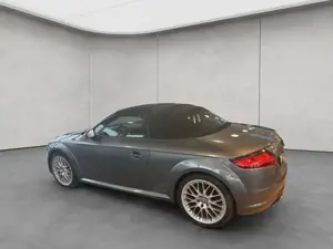 Audi TT Roadster 1.8 TFSI Roadster 1.8 TFSI NAVI GJR Bild 3