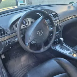 Mercedes-Benz E 320 Avantgarde