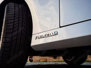 Toyota Mirai Executive !!! NUR 9700 KM !!! Bild 4