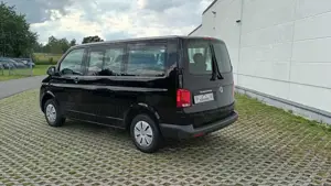 Volkswagen T6.1 Transporter Kombi 9Sitzer 2.0TDI  DSG Bild 4