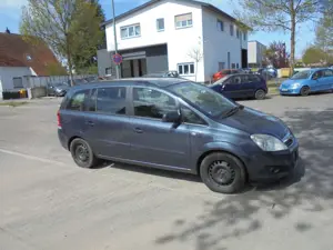 Opel Zafira Bild 3