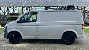Volkswagen T5 Transporter Camper Bild 2