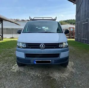 Volkswagen T5 Transporter Camper Bild 3