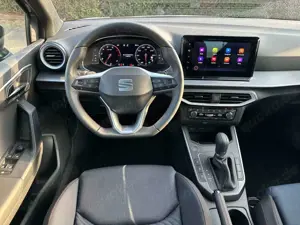 SEAT Arona FR 1.0 TSI BLACK EDITION DSG, NAVI, LED Bild 5