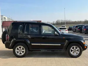 Jeep Cherokee 3.7 Limited LPG TÜV 4x4 Leder Klima Bild 4