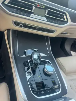 BMW X7 xDrive40d/SkyLounge/360/STH/ACC/HUD/FOND-ET/HK Bild 5
