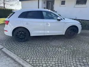 Audi Q5 40 TDI quattro sport