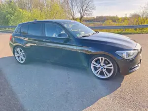 BMW 118 118d Sport Line/M-Paket Innen/TOP gepflegt