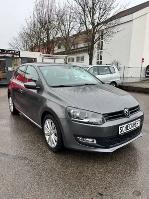 Volkswagen Polo V Team*TEMPO*KLIMA*PDC*SHZ*AHK*TÜV NEU*