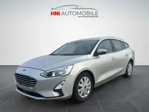 Ford Focus Turnier*NAVI*PDC*TEMPO*1HAND*SERV.NEU