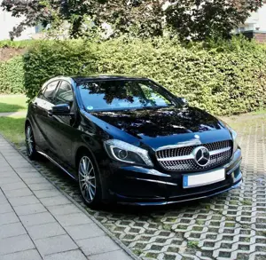 Mercedes-Benz A 180 AMG Line