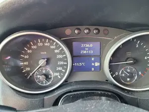 Mercedes-Benz ML 280 ML 280 CDI 4Matic 7G-TRONIC DPF Edition 10 Bild 2