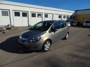 Opel Meriva Innovation*1.HAND*KLIMA*FAHRRADTRÄGER*SITZH*TOP