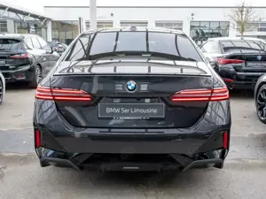 BMW 520 d xDrive M-Sport Pro 360° LED HUD ACC AHK Bild 5