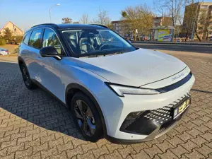 BAIC Beijing X55 AT Luxury LED P-Dach 360° Sitze belüftet Shz