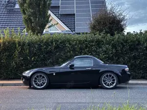 Mazda MX-5 1.8 MZR Roadster Coupe Niseko