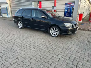 Toyota Avensis Avensis 1.8 VVT-i CombiTeam