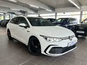 Volkswagen Golf VIII Variant R-Line Harman-Kardon+Panorama