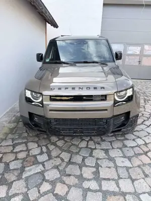 Land Rover Defender Defender  90 Hard Top D250 X-Dynamic SE Bild 3