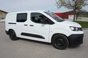 Peugeot Partner Pro FlexCab L2 Autom. 5Sitze NAV Regal Bild 3