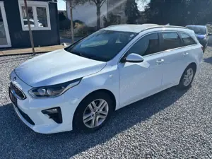 Kia Ceed SW / cee'd SW 1,5 T-GDI "Vision" Bild 4