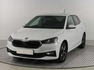 Skoda Fabia 1.5TSI DSG Selection Kamera+dig.Display