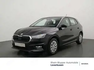 Skoda Fabia TSI Selection LED KAM SHZ PDC KLIMAAUTO