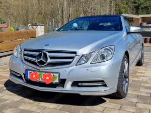 Mercedes-Benz E 250 E 250 CGI Cabrio BlueEFFICIENCY Automatik Avantgarde