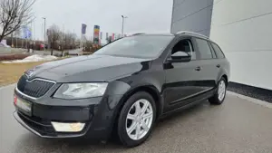 Skoda Octavia Combi 2.0TDI Ambition DSG* Navi*