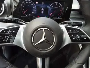 Mercedes-Benz C 220 d T 4M*AHK*PANO*TOTWINKEL*360°*LED*KEYLESS Bild 5