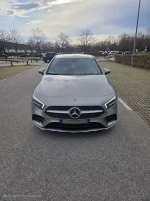 Mercedes-Benz A 200 7G-DCT AMG Line