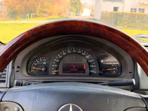 Mercedes-Benz G 400 CDI Station 3 Türen Restauriert  Selten Bild 2
