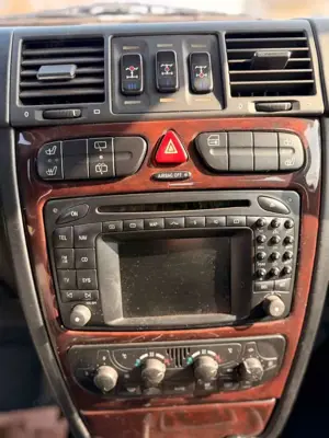 Mercedes-Benz G 400 CDI Station 3 Türen Restauriert  Selten Bild 4