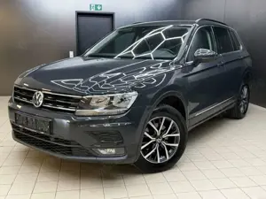 Volkswagen Tiguan 2.0d DSG Comf 4Mot >NAVI+SHZ+PDC+LM+AHK+ Bild 3