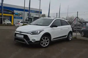 Hyundai i20 Active Tüv Neu -Garantie/NR:133