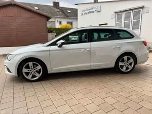 SEAT Leon ST FR Kamera AHK