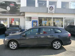Volkswagen Golf VIII Variant Life  1,5 eTSI 7 GANG DSG AHK