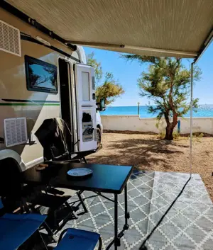 Caravans-Wohnm Chausson Trigano FD4 627GA Platinum