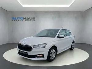 Skoda Fabia 1.0 TSI Ambition + Klima + PDC + APP + Navi ü. Sma