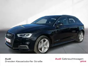 Audi A3 40 e-tron sport  Kamera Navi LED